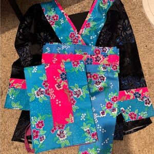 Floral Hmong clothes with Vibrant Accents ( NEVER WORN)